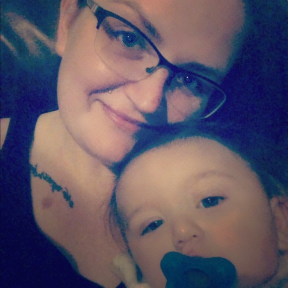 Meet your Posher, Katie - Picture 2 of 3